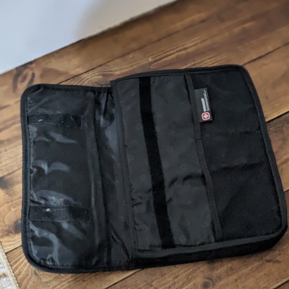 Laptop Case - Picture 2 of 2